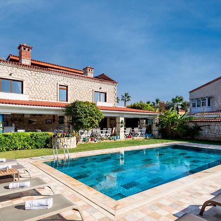 Alacati Koclu Konagi Hotel Exteriör bild
