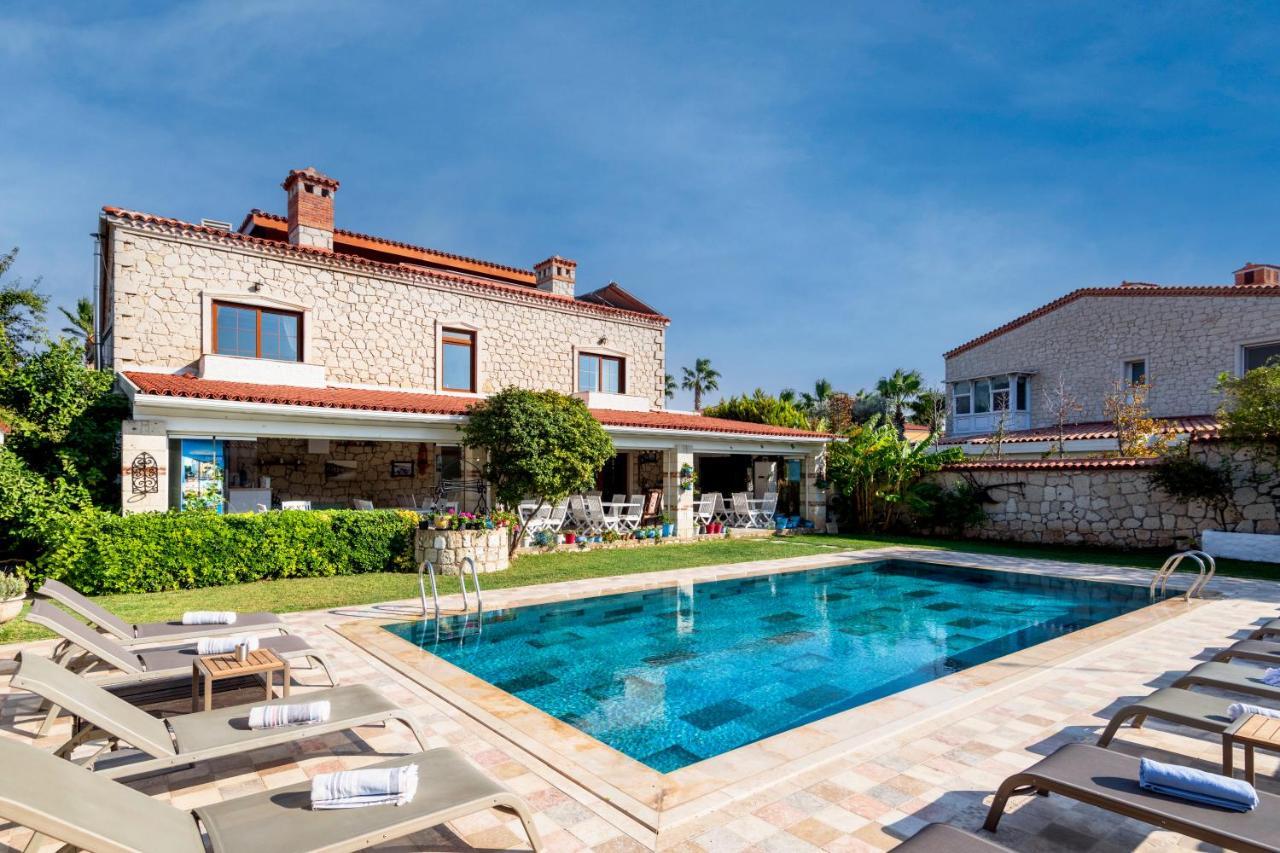 Alacati Koclu Konagi Hotel Exteriör bild