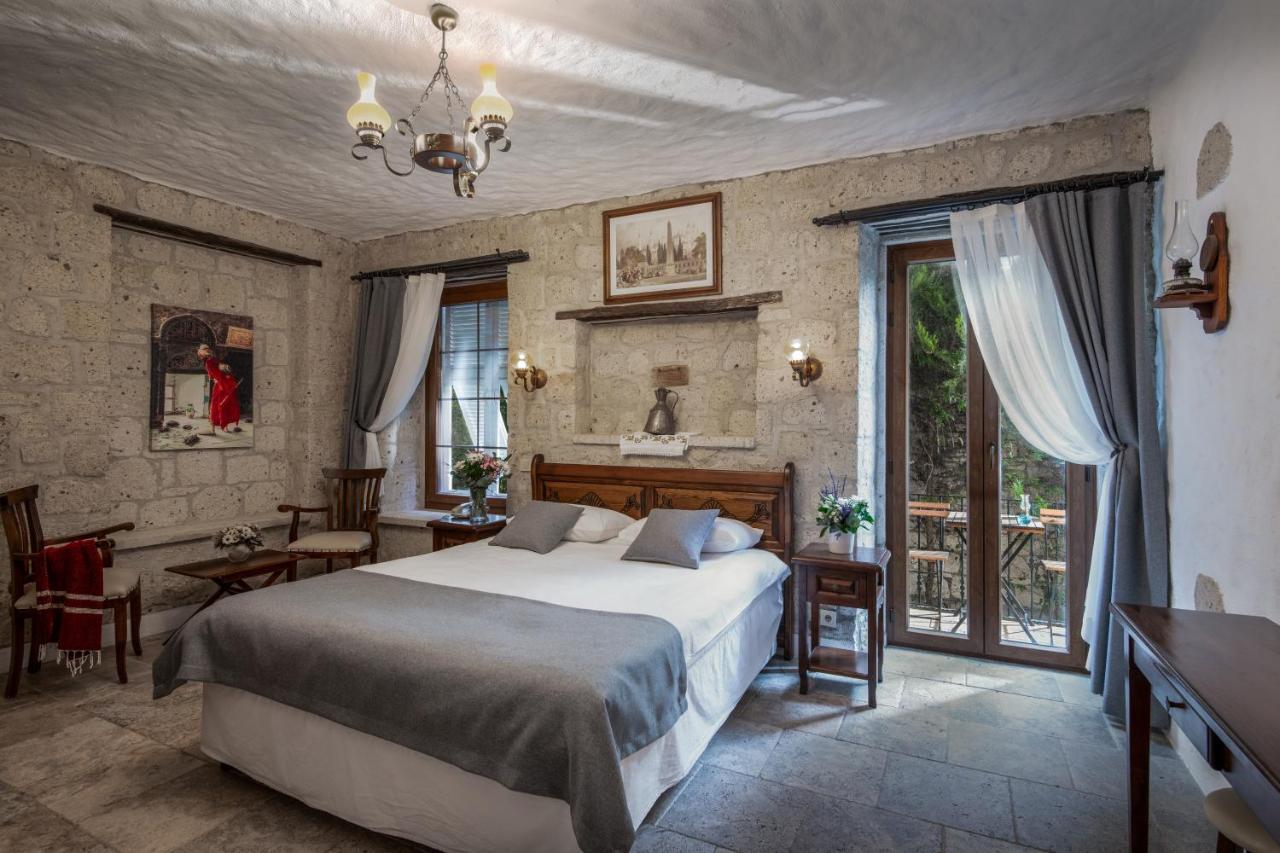 Alacati Koclu Konagi Hotel Rum bild