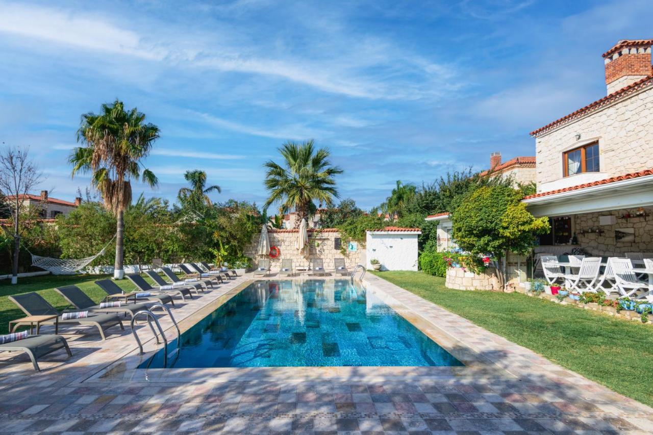 Alacati Koclu Konagi Hotel Exteriör bild