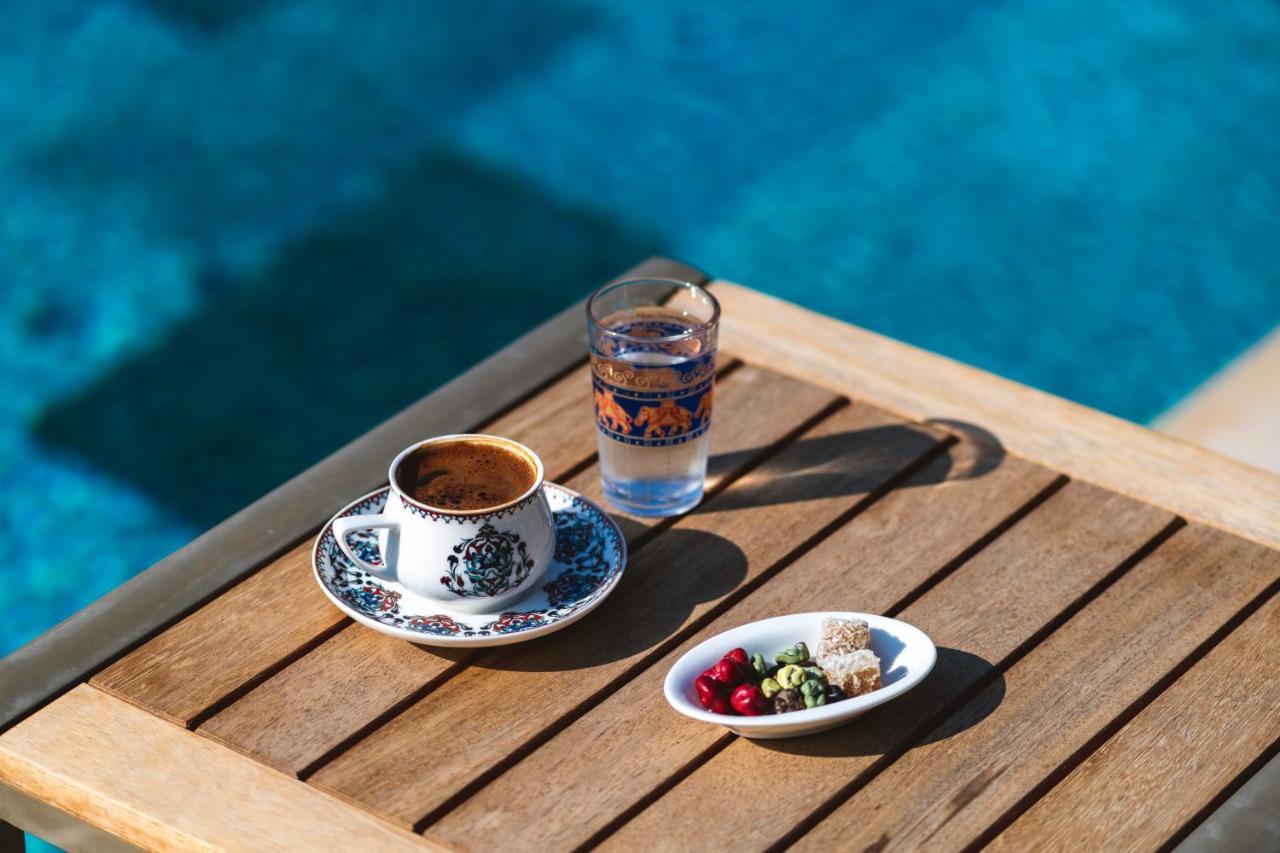 Alacati Koclu Konagi Hotel Exteriör bild