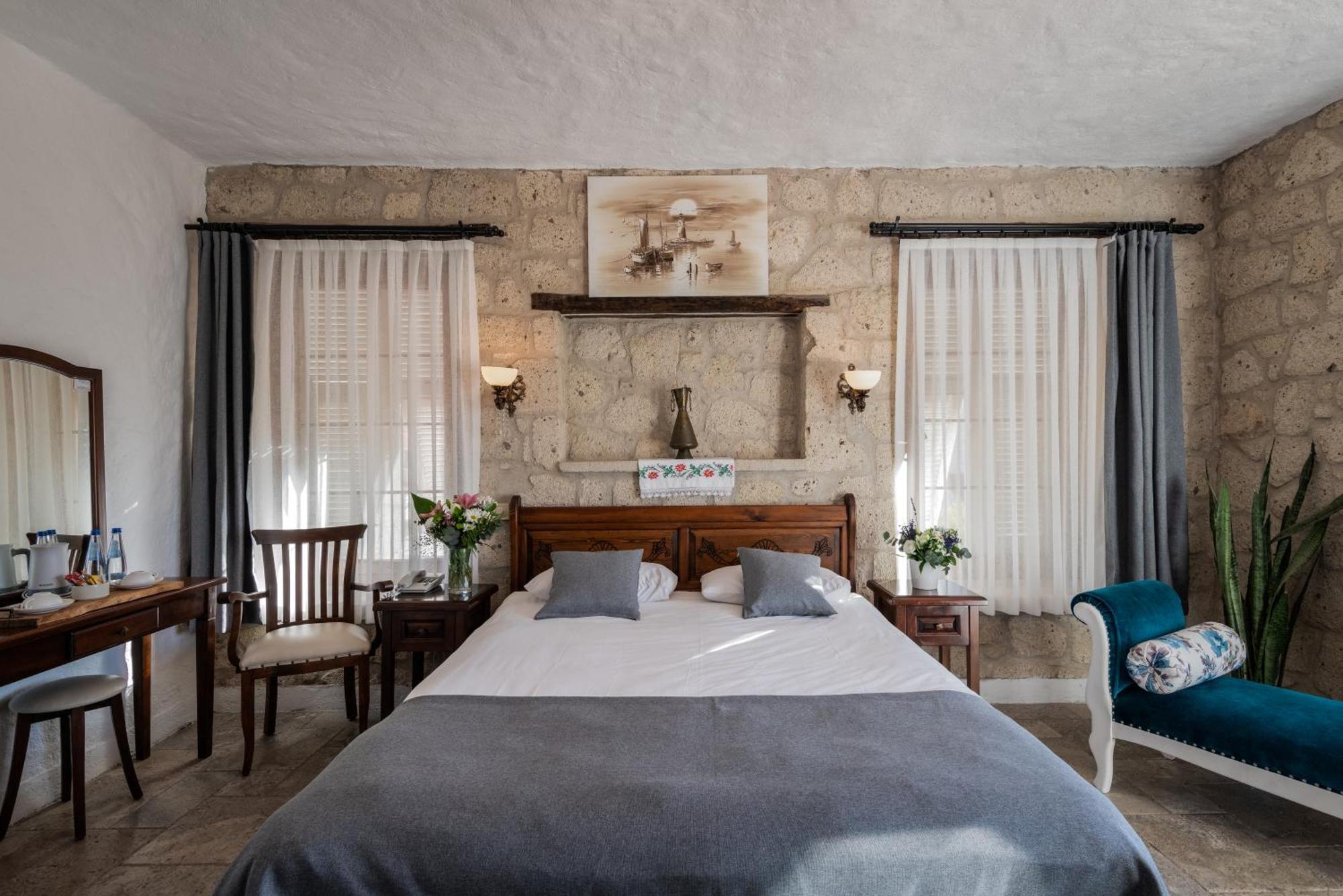 Alacati Koclu Konagi Hotel Rum bild